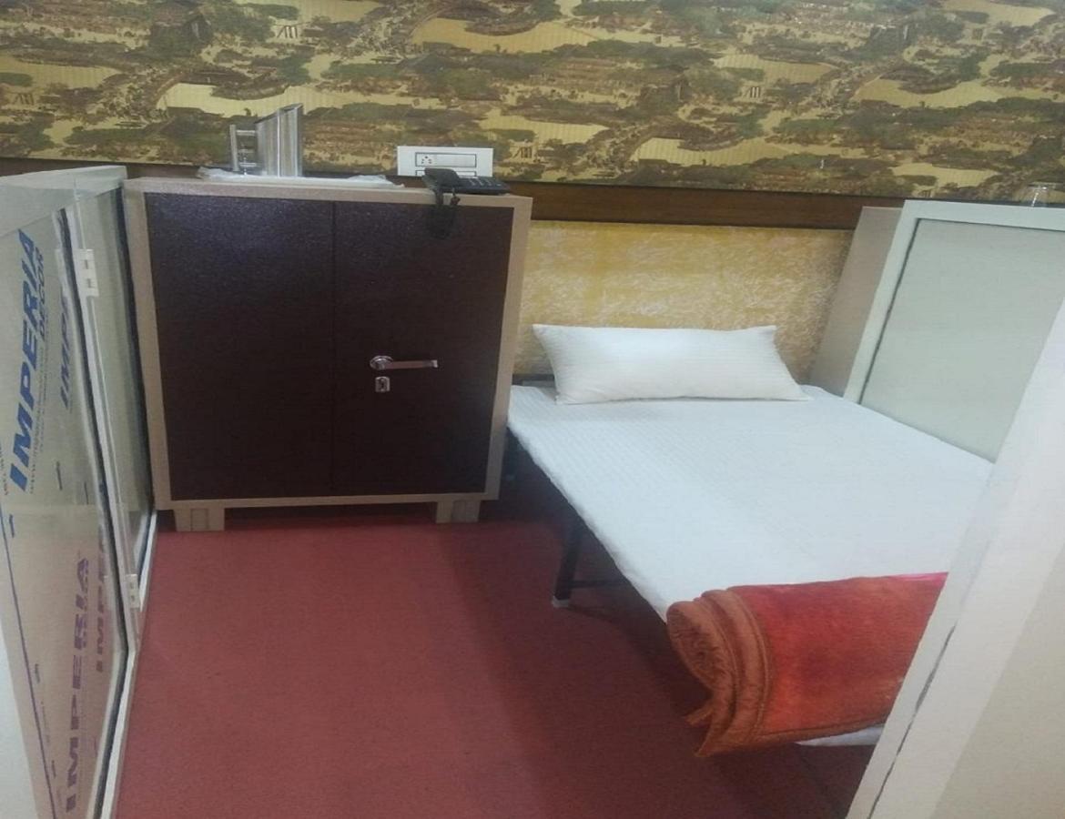 Hotel Eurasia Mohali International Airport Zirakpur Zewnętrze zdjęcie