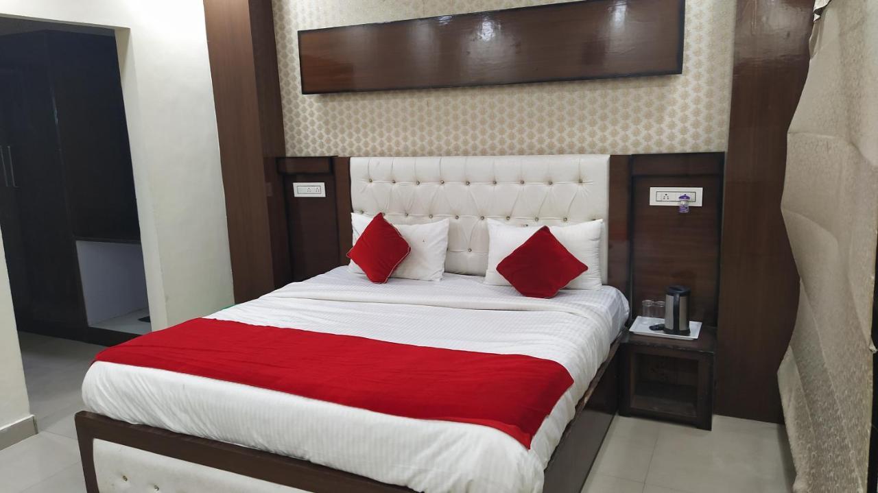 Hotel Eurasia Mohali International Airport Zirakpur Zewnętrze zdjęcie