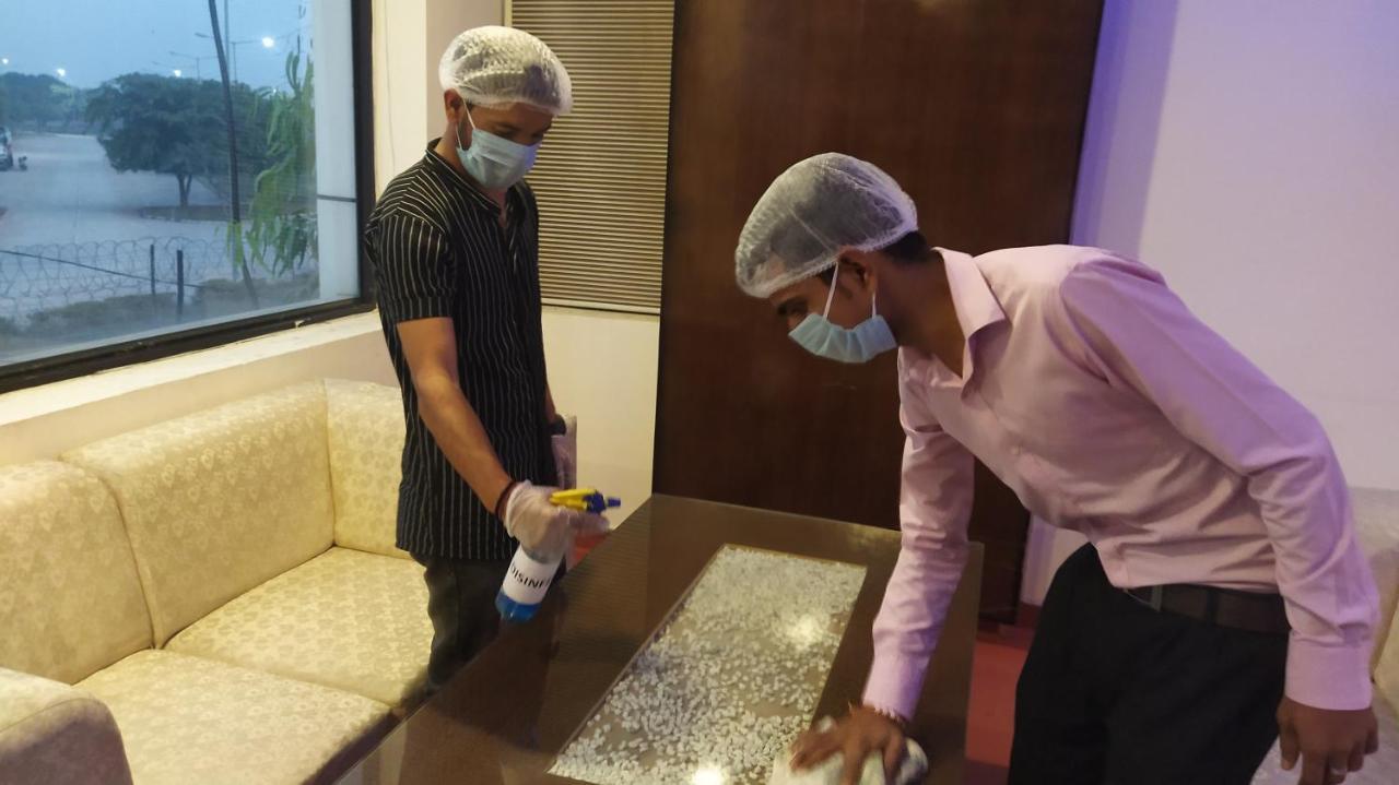 Hotel Eurasia Mohali International Airport Zirakpur Zewnętrze zdjęcie