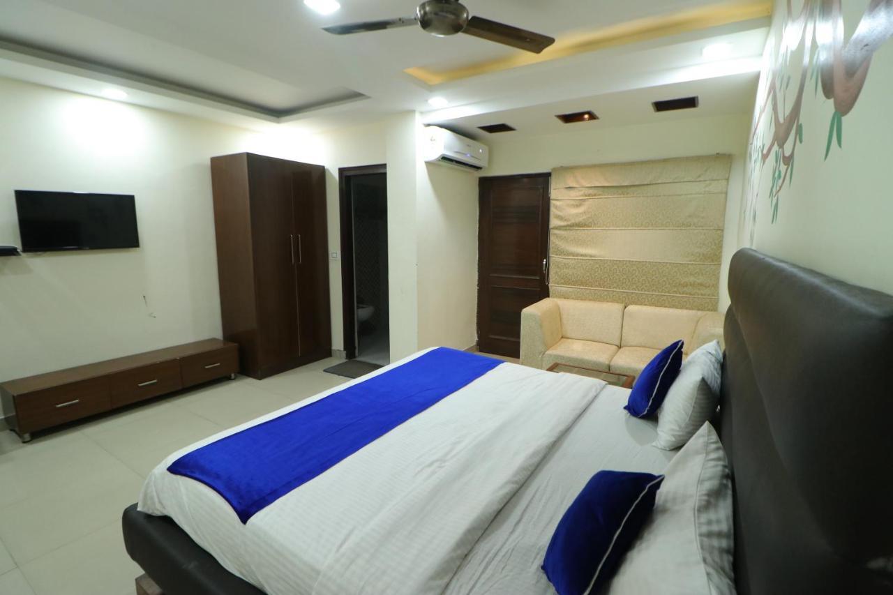 Hotel Eurasia Mohali International Airport Zirakpur Zewnętrze zdjęcie